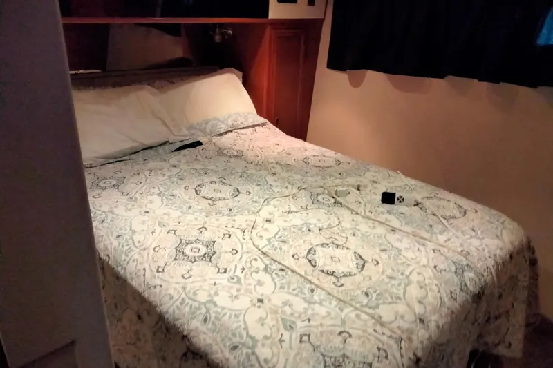 Slide: The Image of Cozy bedroom interior on 1985 50' Pacifica Long Range Sportfisherman boat. - 20