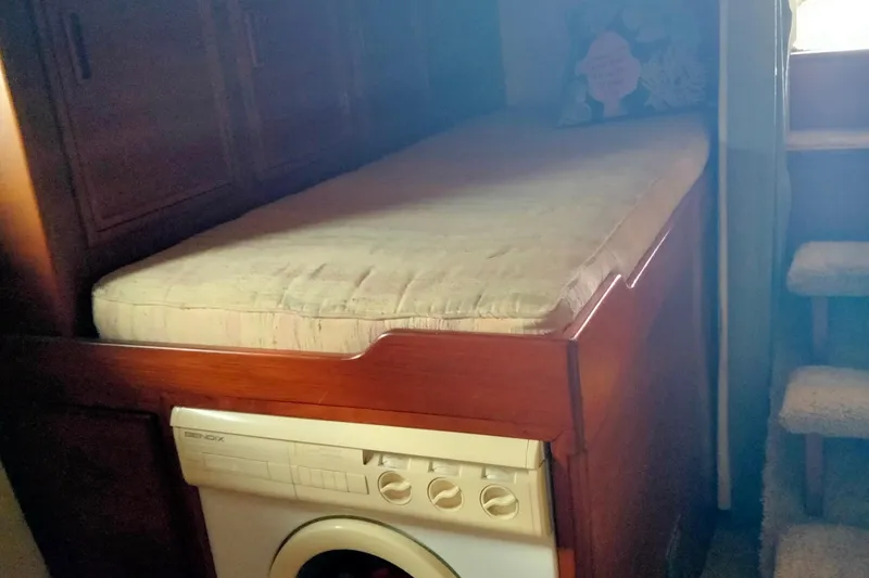 Slide: The Image of Interior of 1985 50' Pacifica Long Range Sportfisherman with bed and washing machine. - 23