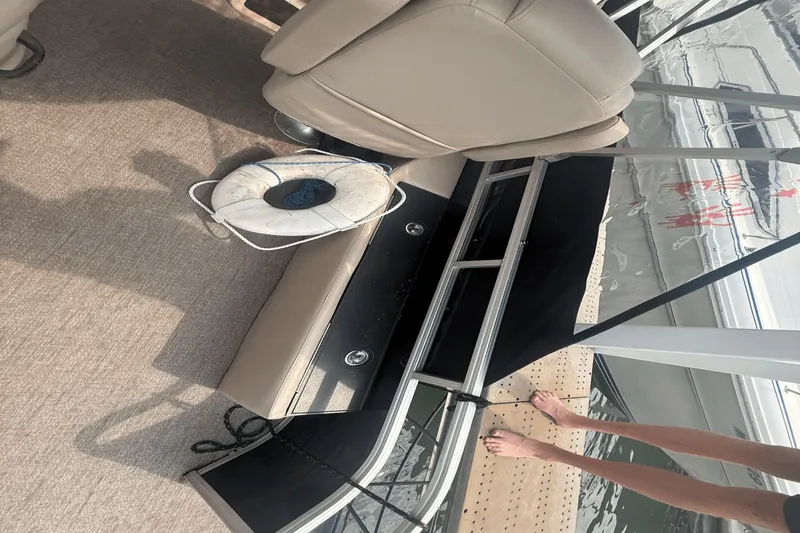 Slide: The Image of Ranger RIATA 223 F 2021 - 17