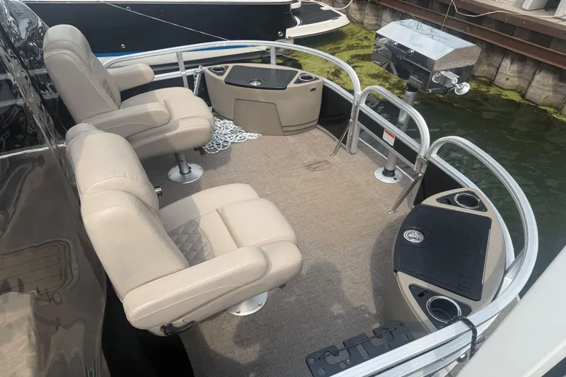 Slide: The Image of Ranger RIATA 223 F 2021 - 31