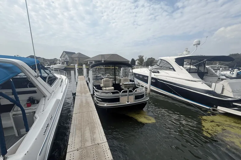 Slide: The Image of Ranger RIATA 223 F 2021 - 6