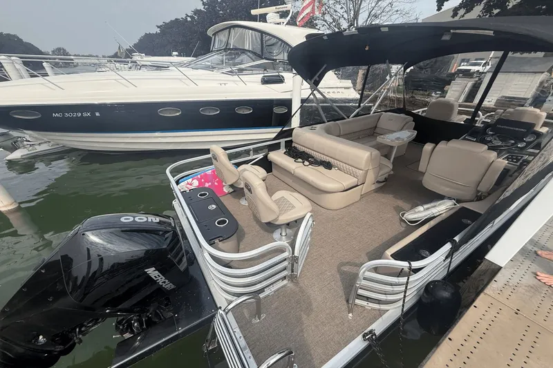 Slide: The Image of Ranger RIATA 223 F 2021 - 8