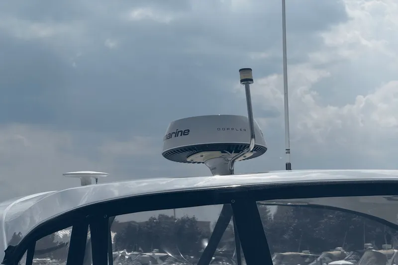 Slide: The Image of Rinker 360 Express Cruiser 2015 - 12