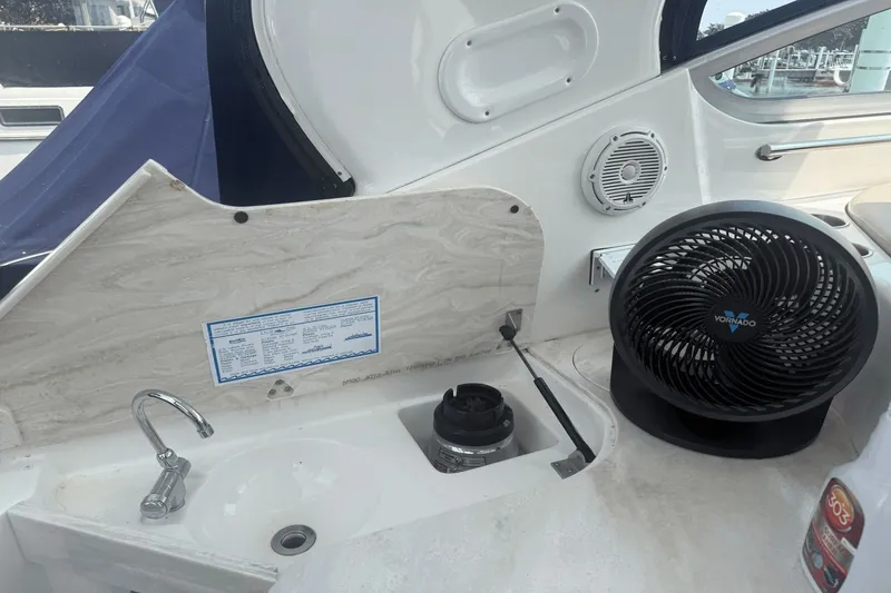 Slide: The Image of Rinker 360 Express Cruiser 2015 - 53