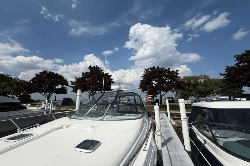 Slide: The Image of Rinker 360 Express Cruiser 2015 - 6