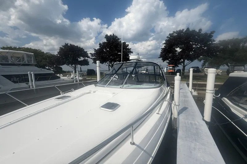 Slide: The Image of Rinker 360 Express Cruiser 2015 - 75
