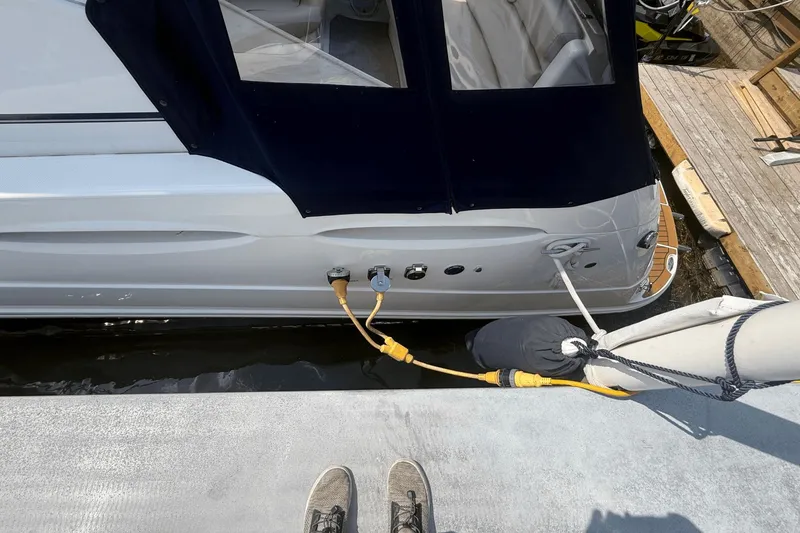 Slide: The Image of Rinker 360 Express Cruiser 2015 - 9