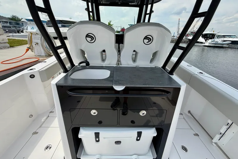 Slide: The Image of Wet Bar - 8