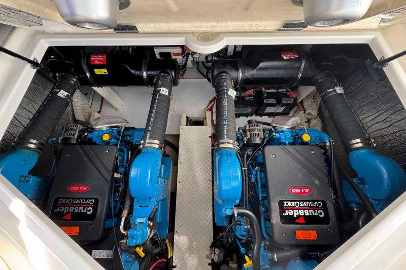 Slide: The Image of Engine room of 2002 Cruisers Yachts 3870 Express with twin Crusader engines. - 33