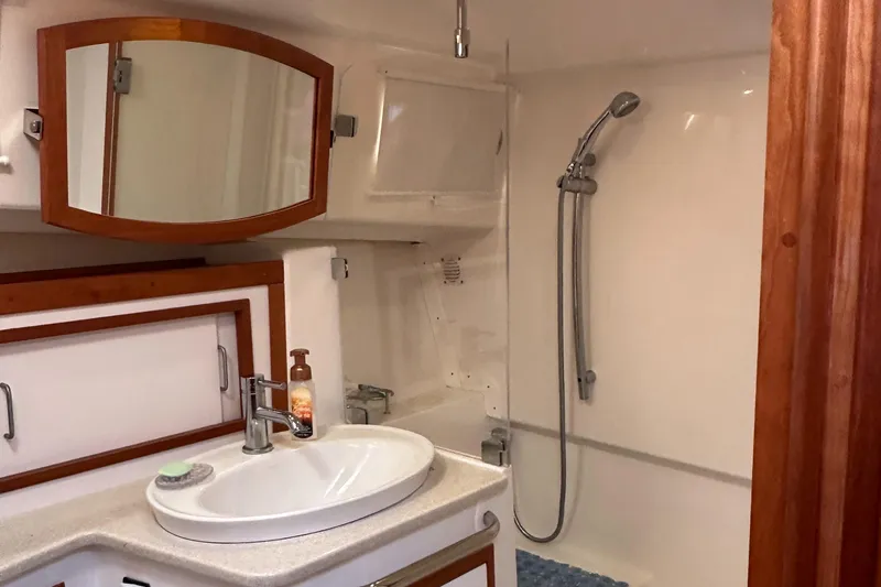 Slide: The Image of Guest Head - 117