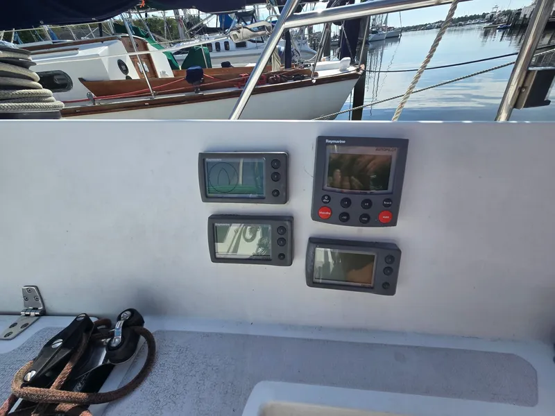 Slide: The Image of Precision 28 2004 - 16