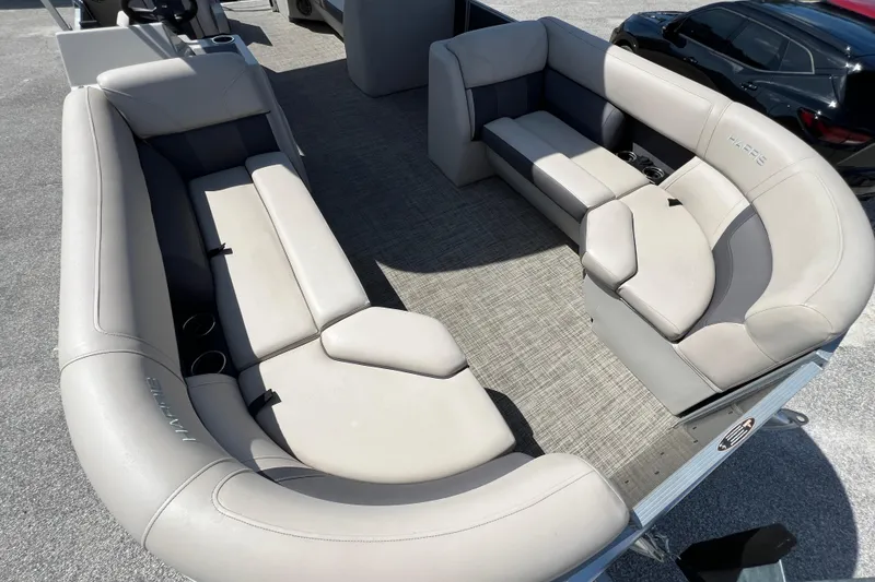 Slide: The Image of 2023 Harris Cruiser 230 boat seat with embroidered logo. - 19