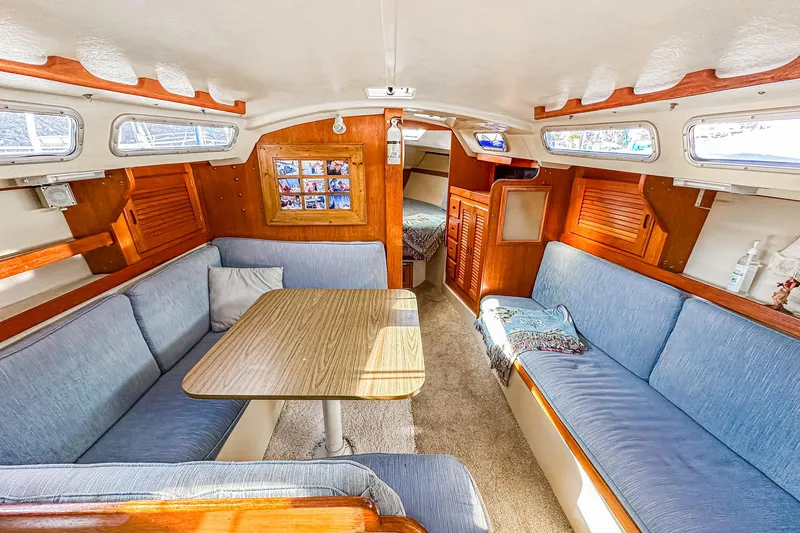 Slide: The Image of Catalina 30 1984 - 55