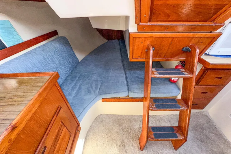 Slide: The Image of Catalina 30 1984 - 73