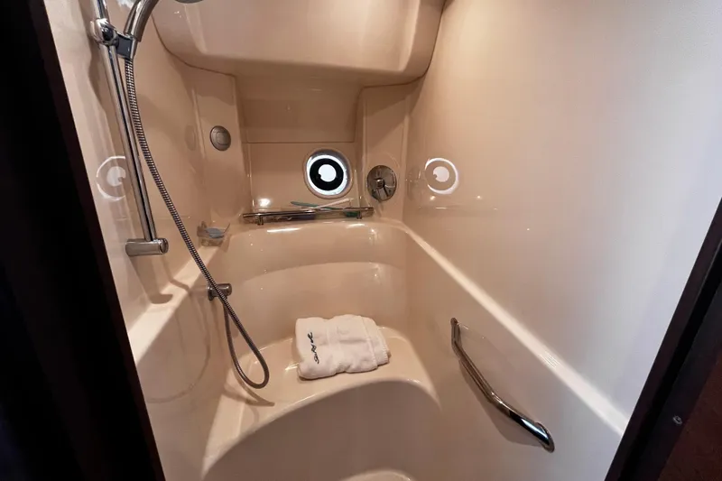 Slide: The Image of Luxurious shower area in 2012 Sea Ray 500 Sundancer yacht. - 36
