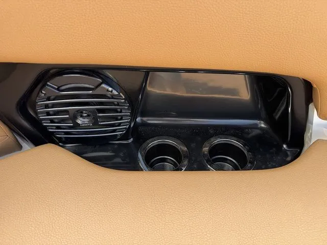 Slide: The Image of Yamaha 252SD 2025 - 11