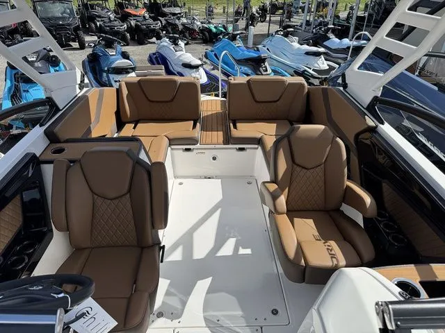 Slide: The Image of Yamaha 252SD 2025 - 14