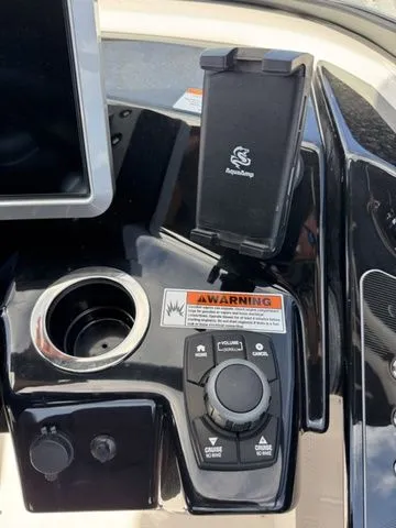 Slide: The Image of Yamaha 252SD 2025 - 22