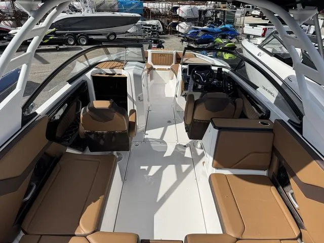 Slide: The Image of Yamaha 252SD 2025 - 8