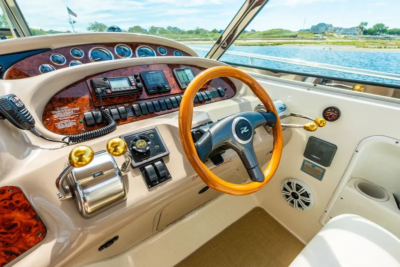 Slide: The Image of Sea Ray 380 Sundancer 2000 - 20