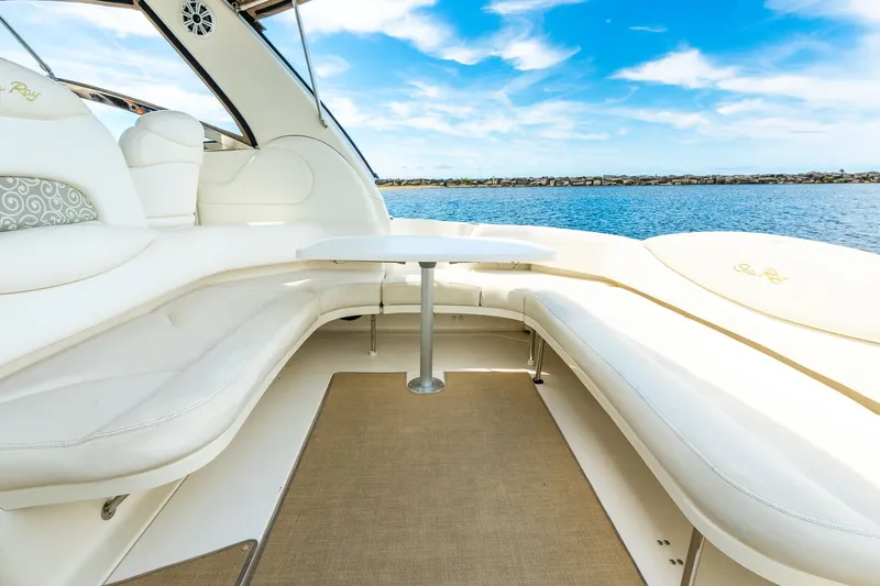 Slide: The Image of Sea Ray 380 Sundancer 2000 - 22