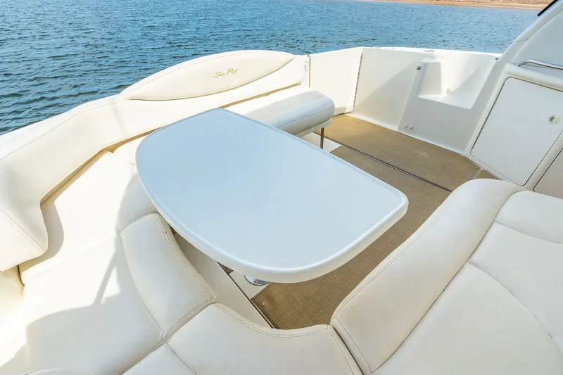 Slide: The Image of Sea Ray 380 Sundancer 2000 - 23