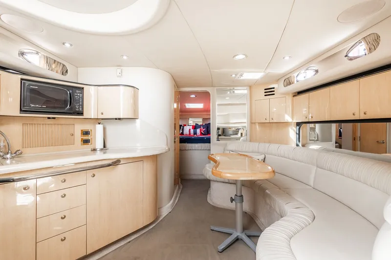 Slide: The Image of Sea Ray 380 Sundancer 2000 - 28