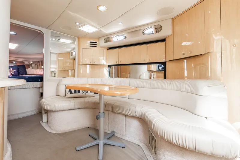 Slide: The Image of Sea Ray 380 Sundancer 2000 - 29