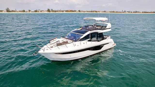 Slide: The Image of Galeon 470 Sky 2023 - 32