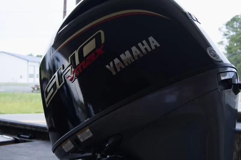 Slide: The Image of Avid 20 SC Rogue 2026 - 4