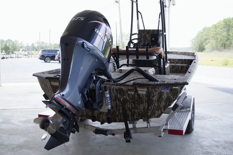 Slide: The Image of Avid 22 CC Rogue 2026 - 5