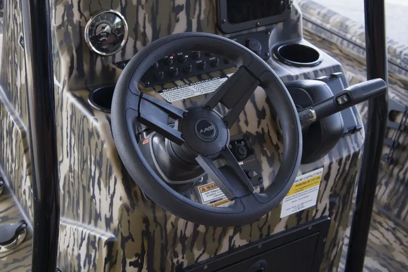 Slide: The Image of Avid 22 CC Rogue 2026 - 7