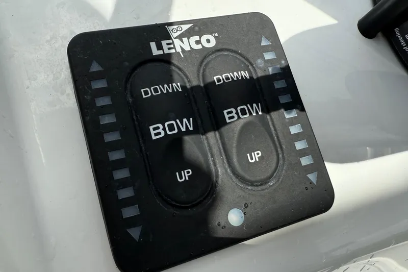 Slide: The Image of Lenco trim tab control panel on 2024 Shallow Sport 25 X3 boat. - 20