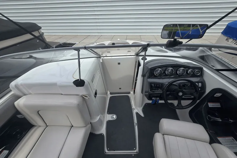 Slide: The Image of Yamaha SX230 2008 - 11