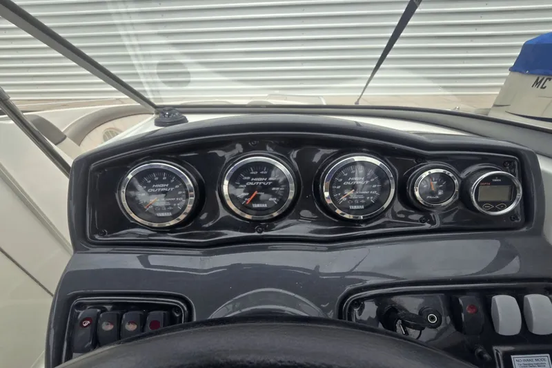 Slide: The Image of Yamaha SX230 2008 - 16