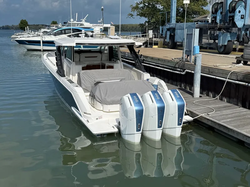 Slide: The Image of Tiara 48LS 2026 - 3