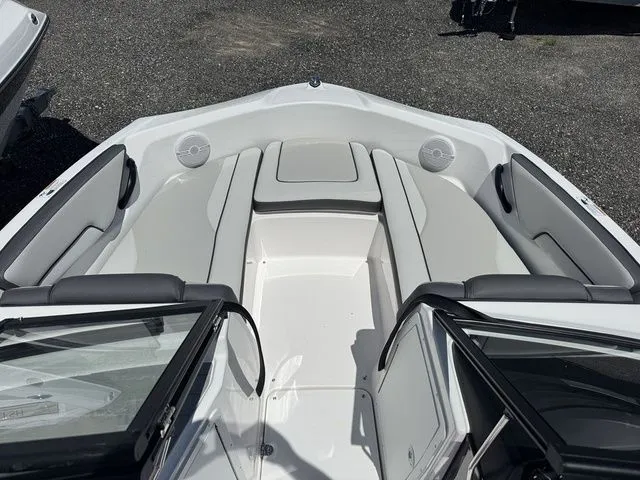 Slide: The Image of Yamaha SX190 2025 - 7