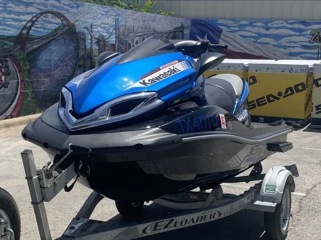 Slide: The Image of Kawasaki Jet Ski Ultra 2012 - 16