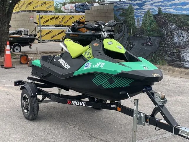 Slide: The Image of Sea-Doo Spark Trixx 2-up Rotax 900 H.O. ACE IBR 2021 - 2