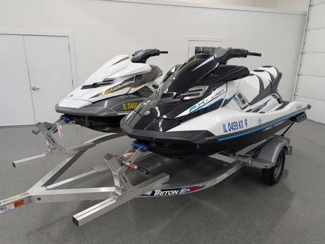 Slide: The Image of Yamaha FX Cruiser HO 2018 - 1