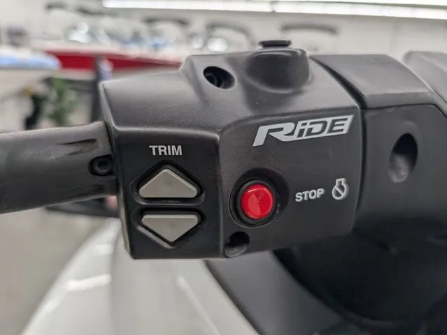 Slide: The Image of Yamaha FX Cruiser HO 2018 - 12