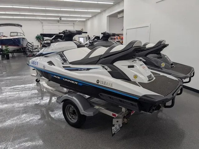 Slide: The Image of Yamaha FX Cruiser HO 2018 - 8