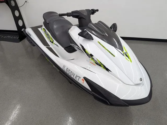 Slide: The Image of Yamaha FZ 2015 - 5