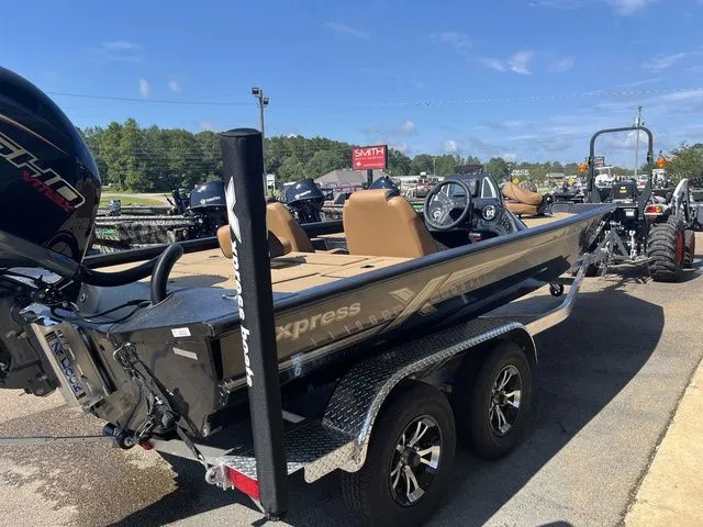 Slide: The Image of Xpress H20 2025 - 13