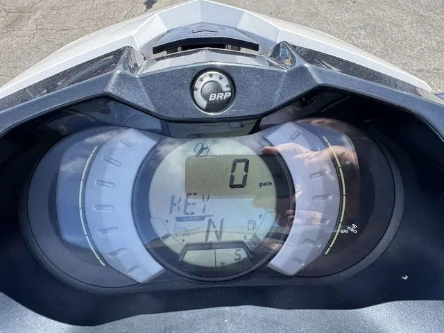 Slide: The Image of Sea-Doo GTI 2017 - 13