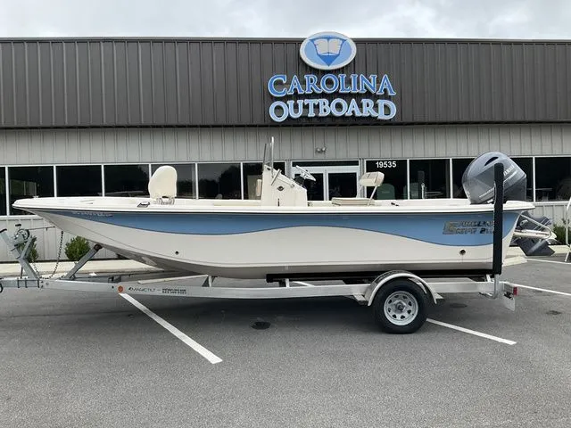 The Image of Carolina 21 LS 2023 - 1