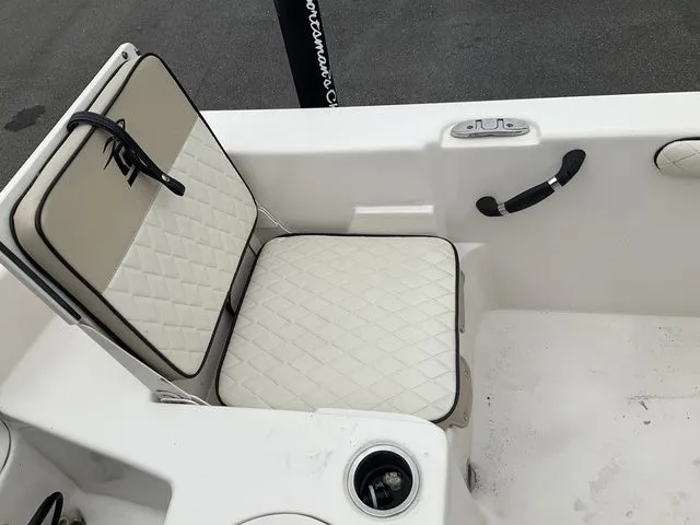 Slide: The Image of Carolina 21 LS 2023 - 14