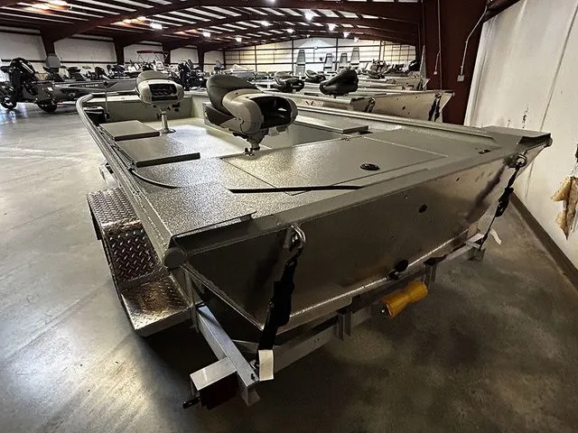 Slide: The Image of Xtreme Boats CLASSIC 1854SS 2026 - 10