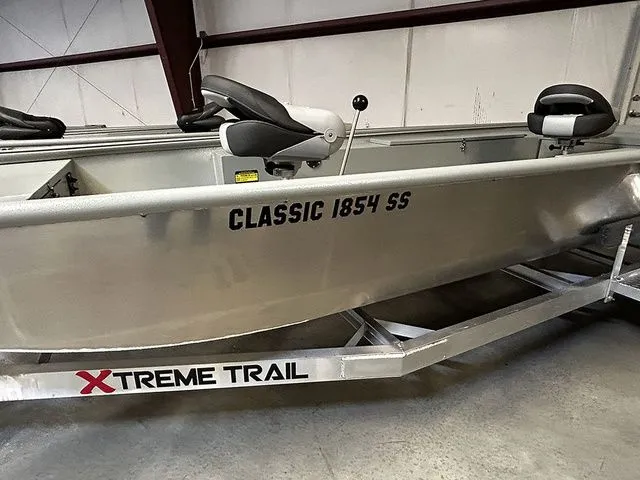 Slide: The Image of Xtreme Boats CLASSIC 1854SS 2026 - 7