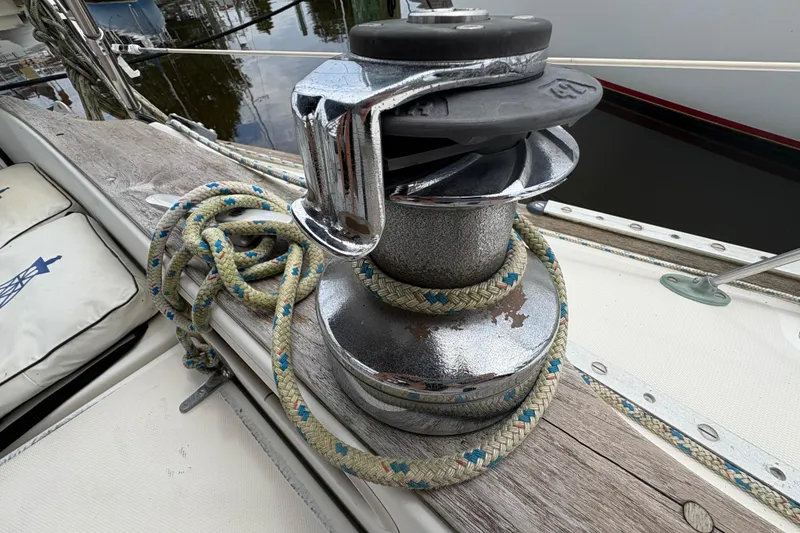 Slide: The Image of Winch and rope on 1981 Sabre 31 sailboat deck, close-up view. - 70